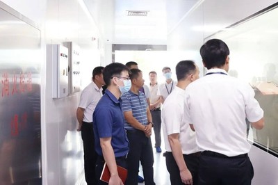 賀州市副市長劉洪軍一行蒞臨愛寵生物集團廣西工廠考察，共話寵物服務產業發展新篇章